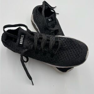 listing-status-banner